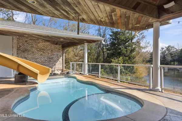 $999,000 | 4015 Brandon James Drive, Biloxi, MS 39532