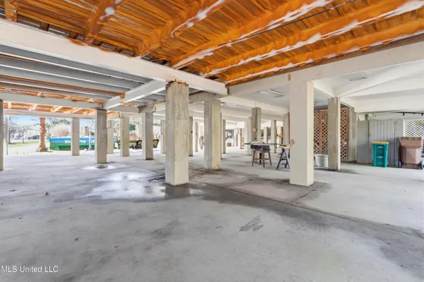 $999,000 | 4015 Brandon James Drive, Biloxi, MS 39532