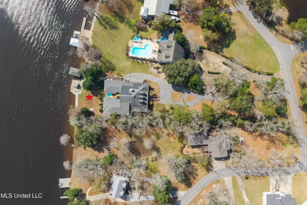 $999,000 | 4015 Brandon James Drive, Biloxi, MS 39532