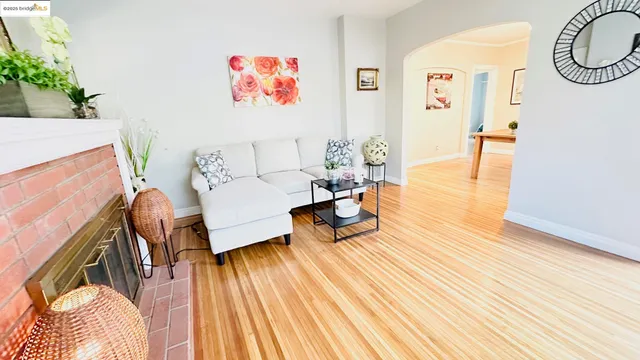 $1,338,000 | 840 Key Rte Boulevard, Albany, CA 94706