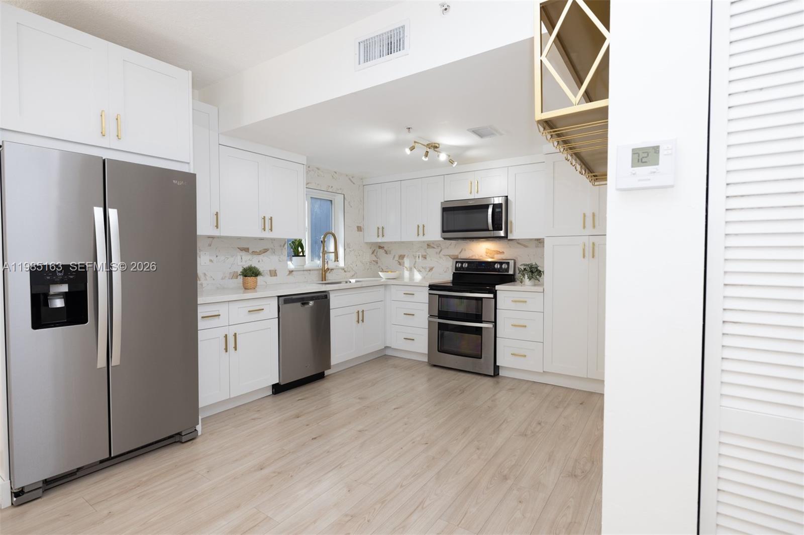 1611 Southwest 2nd Court, Unit AA112 Miami, FL 33129 - Photo 18 of 30