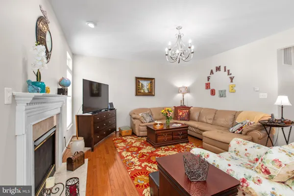 $590,000 | 1102 Anderson Street, Fredericksburg, VA 22401