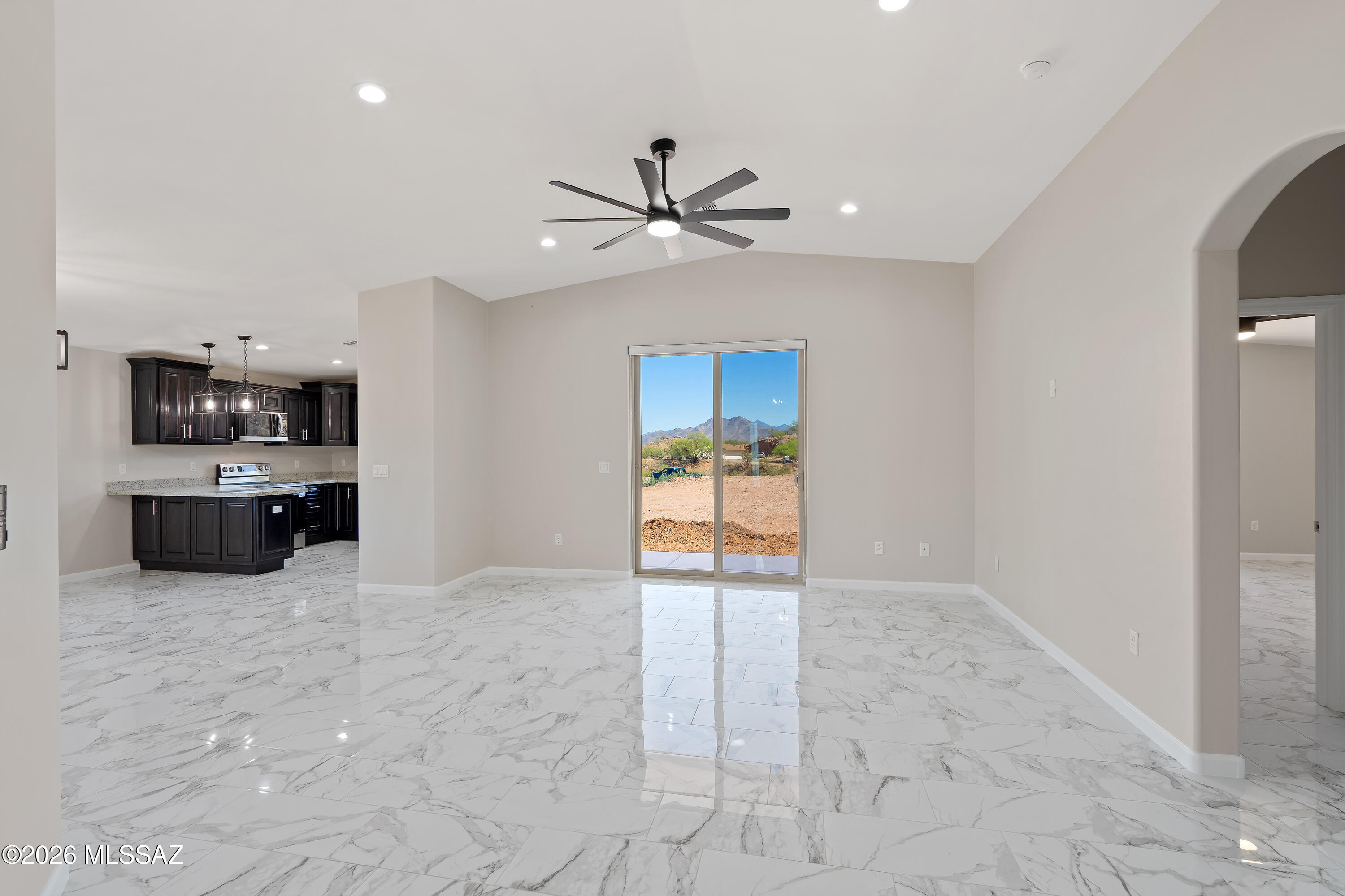 979 Calle Amarillo Rio Rico, AZ 85648 - Photo 7 of 47 2 Interiors-2