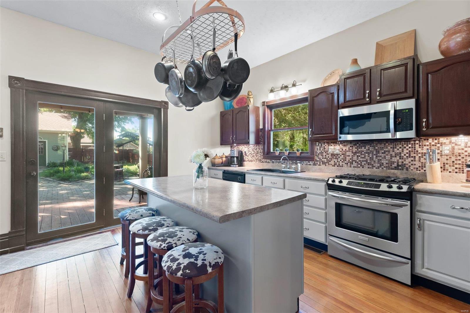 312 West 4th Street Waterloo, IL 62298 - Photo 5 of 49