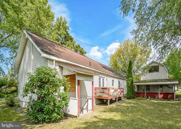 62 Hillview Lane Tioga, PA 16946 - Photo 3 of 13 a front view of house with yard