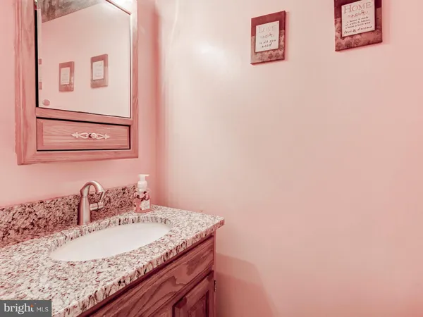 $312,000 | 661 Boxwood Drive, Hampstead, MD 21074