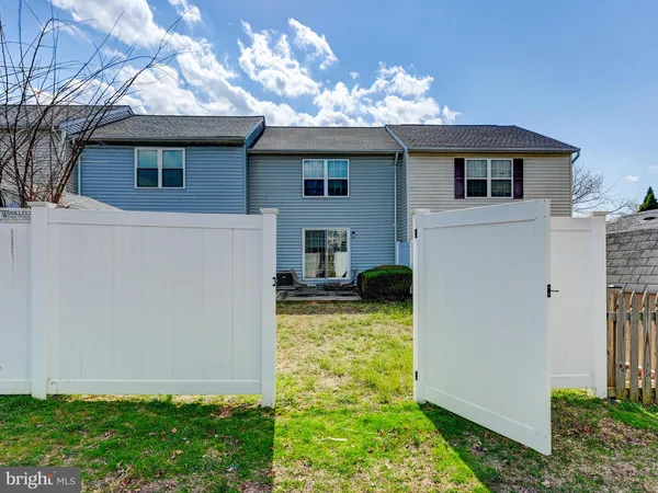 $312,000 | 661 Boxwood Drive, Hampstead, MD 21074