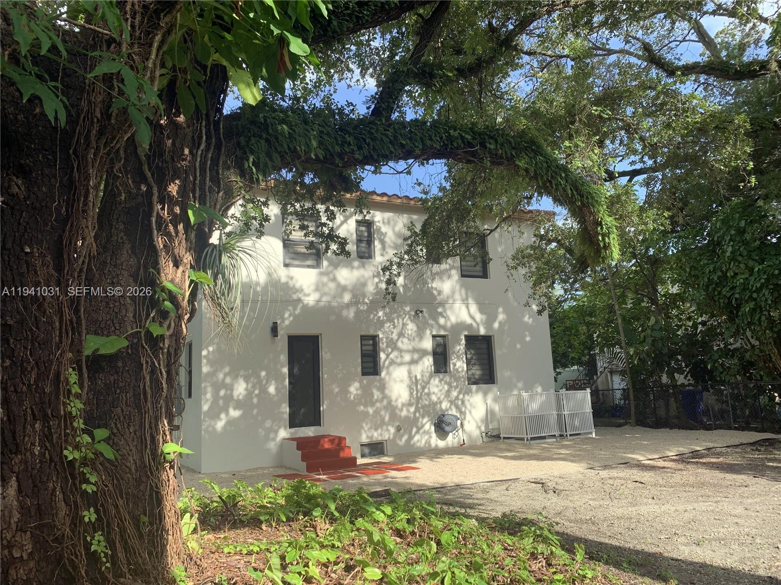 3202 Elizabeth Street, Unit 3202 Miami, FL 33133 - Photo 16 of 19