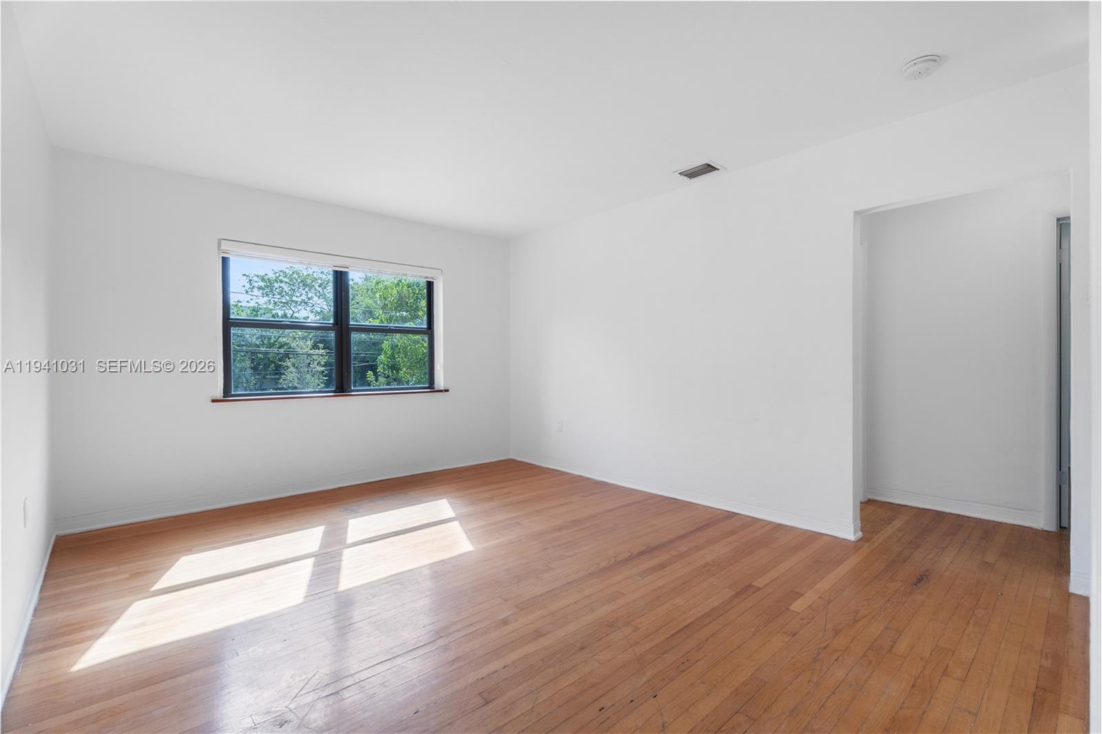 3202 Elizabeth Street, Unit 3202 Miami, FL 33133 - Photo 6 of 19