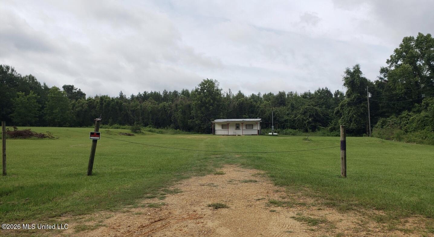 2050 West Gallman Road Hazlehurst, MS 39083 - Photo 3 of 12 Screenshot_20260323_155409_Gallery (1)