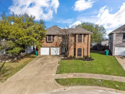 $365,000 | 723 Keessee Drive, Cedar Hill, TX 75104
