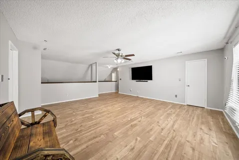 $365,000 | 723 Keessee Drive, Cedar Hill, TX 75104