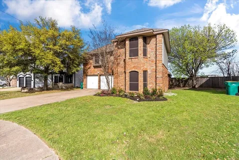 $365,000 | 723 Keessee Drive, Cedar Hill, TX 75104