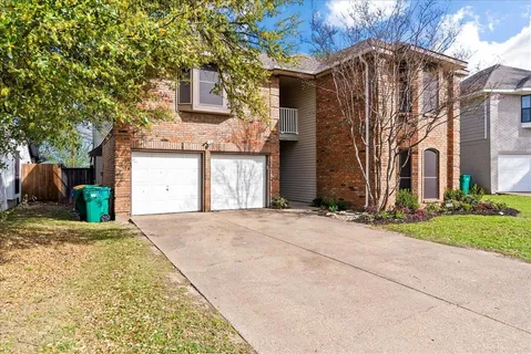 $365,000 | 723 Keessee Drive, Cedar Hill, TX 75104