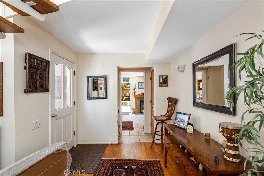 181 Sunset Terrace Laguna Beach, CA 92651 - Photo 12 of 54 Entry!