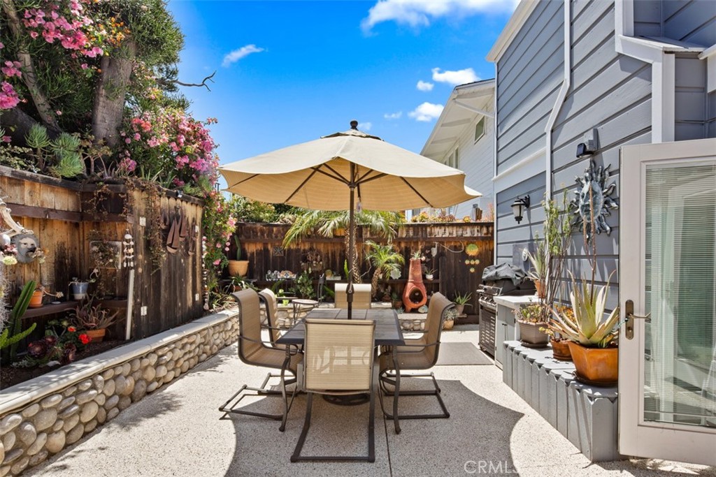 181 Sunset Terrace Laguna Beach, CA 92651 - Photo 15 of 54 Backyard with BBQ