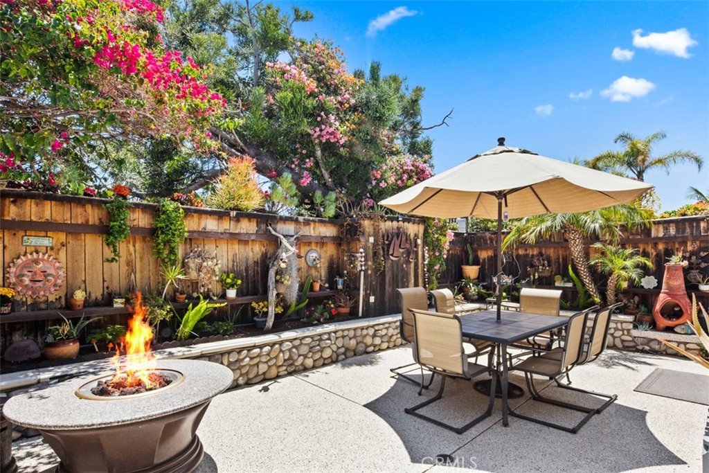 181 Sunset Terrace Laguna Beach, CA 92651 - Photo 18 of 54