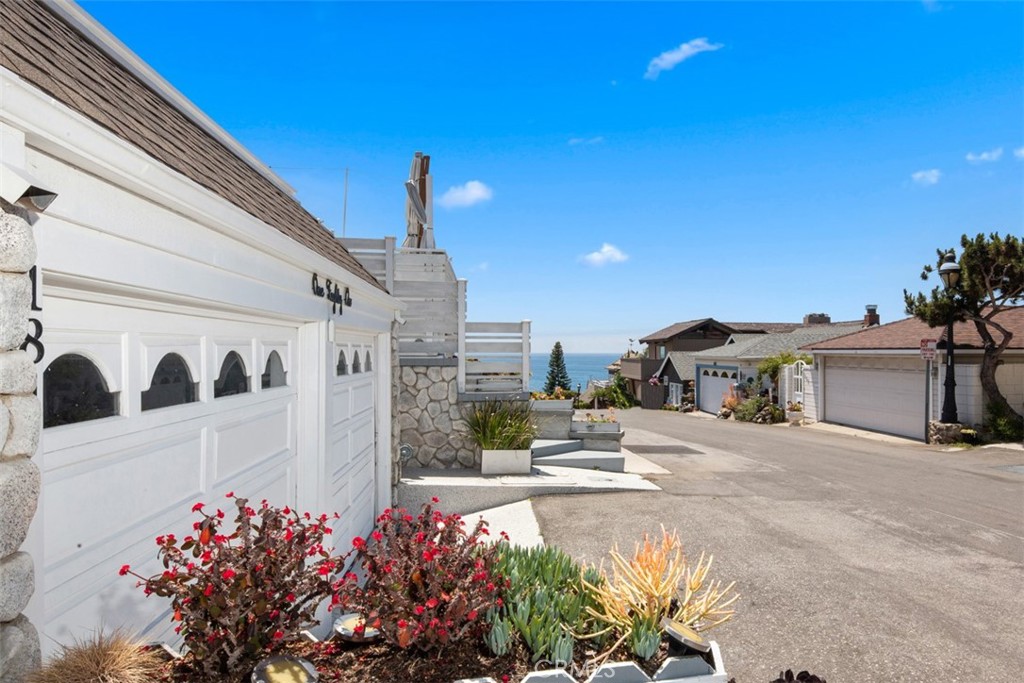181 Sunset Terrace Laguna Beach, CA 92651 - Photo 19 of 54 Street view