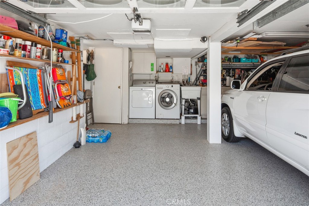 181 Sunset Terrace Laguna Beach, CA 92651 - Photo 21 of 54 Garage with parking for 1 garage and Laundry
