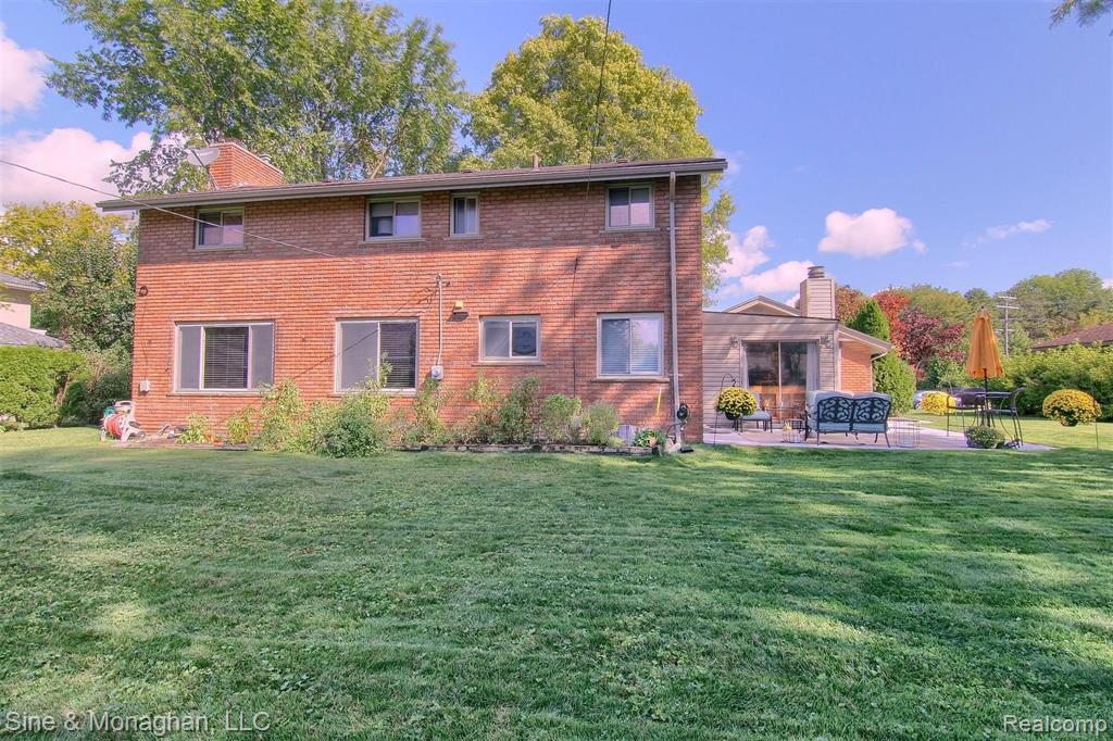 403 Barclay Road Grosse Pointe Farms, MI 48236 - Photo 23 of 29
