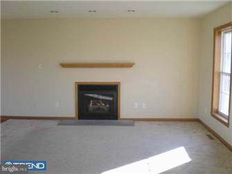 390 Nault Road Dover, DE 19904 - Photo 4 of 12 Family Room