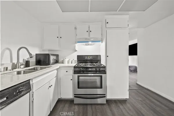 $369,000 | 8801 Willis Avenue, Unit 34, Panorama City, CA 91402