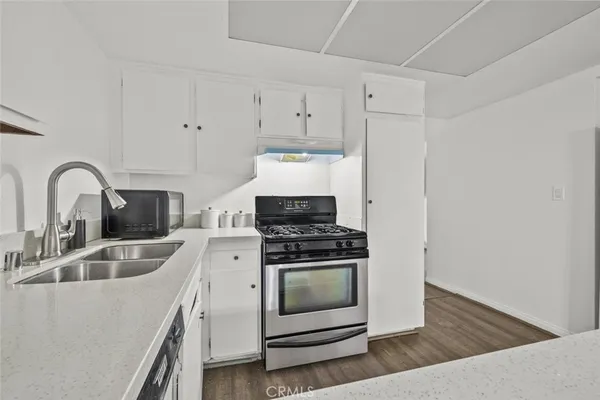 $369,000 | 8801 Willis Avenue, Unit 34, Panorama City, CA 91402