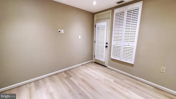 $2,400 | 1010 22nd Street Northwest, Unit B, Washington, DC 20037