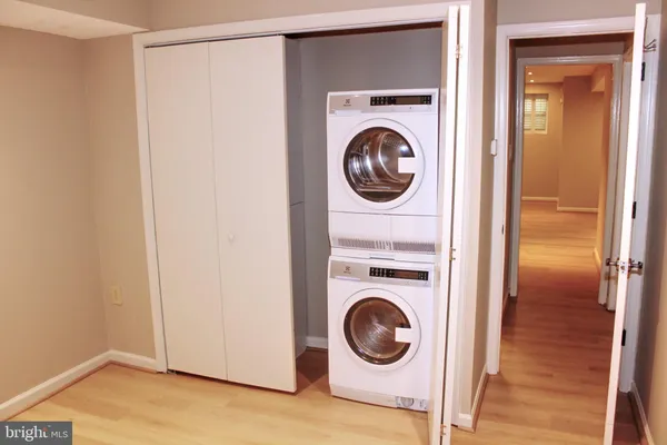 $2,400 | 1010 22nd Street Northwest, Unit B, Washington, DC 20037