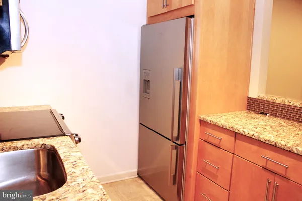 $2,400 | 1010 22nd Street Northwest, Unit B, Washington, DC 20037