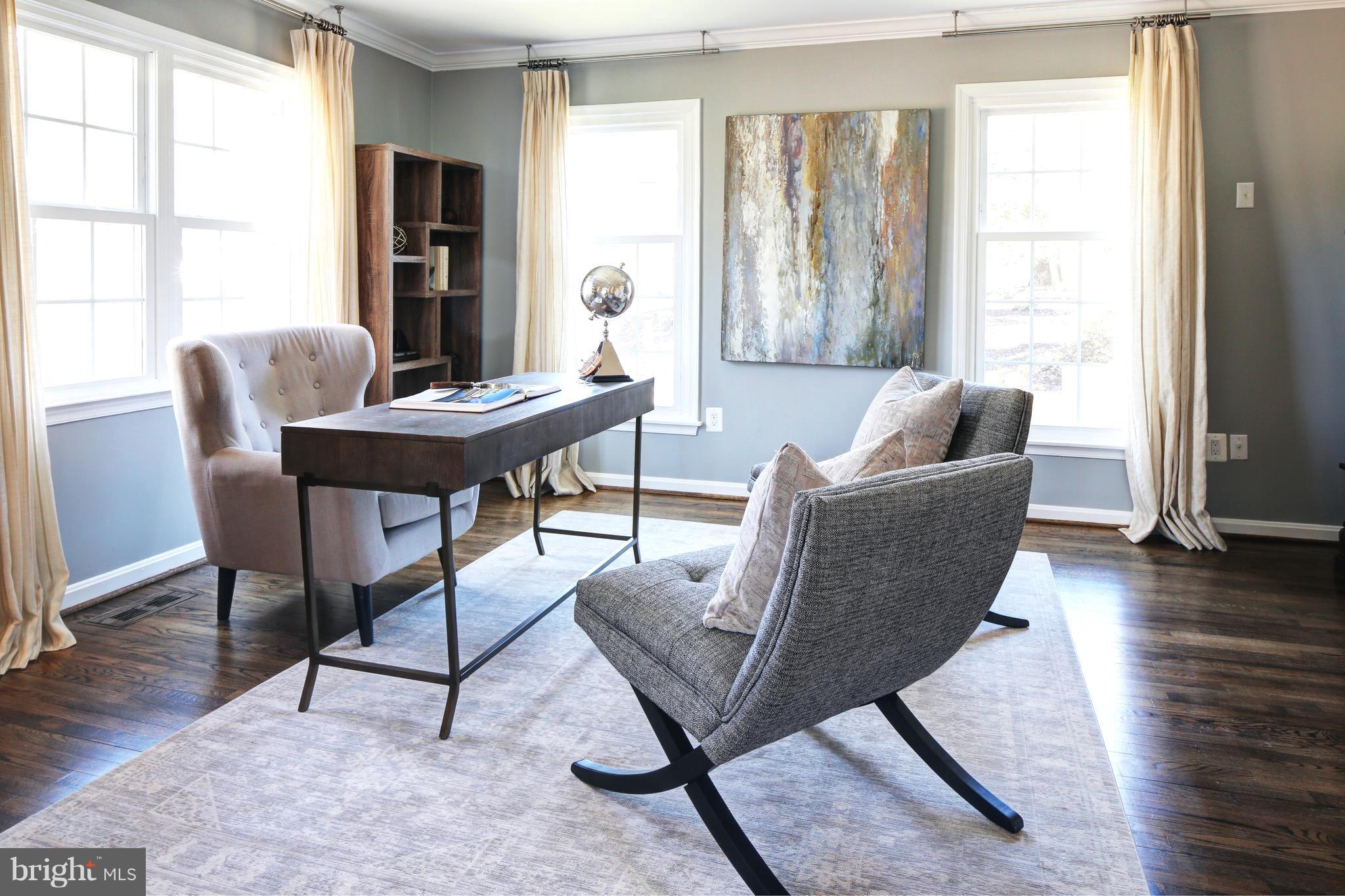 1688 Coventry Place Annapolis, MD 21401 - Photo 7 of 30 a workspace with furniture and a window