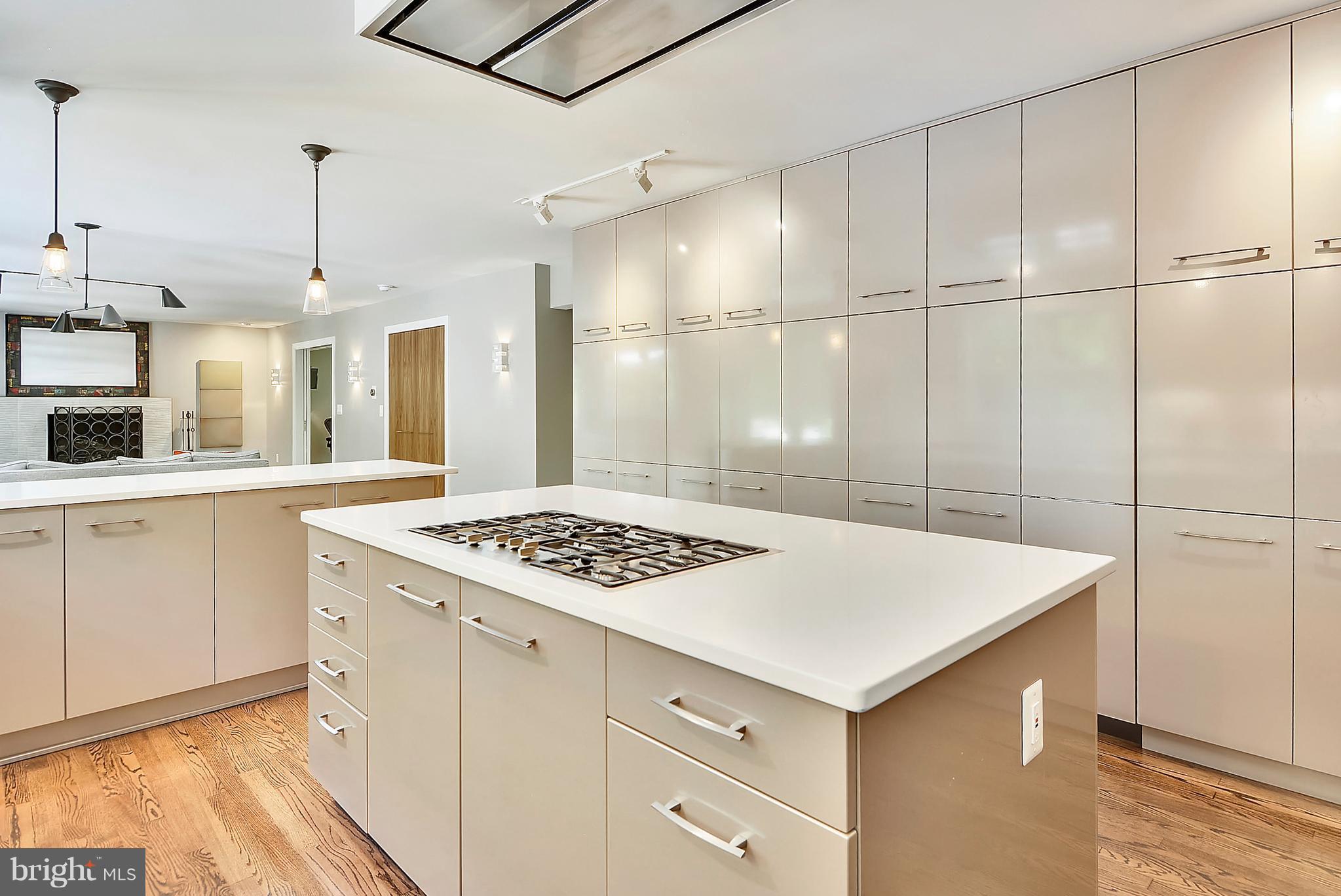1688 Coventry Place Annapolis, MD 21401 - Photo 9 of 30 a kitchen that has a cabinets and a stove
