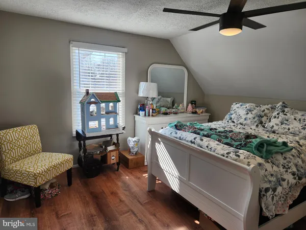$2,500 | 6345 Piney Ridge Drive, Eldersburg, MD 21784