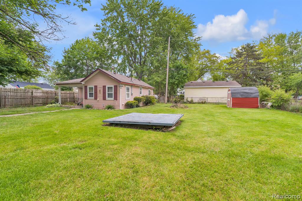 11063 Jackson Street Taylor, MI 48180 - Photo 8 of 21