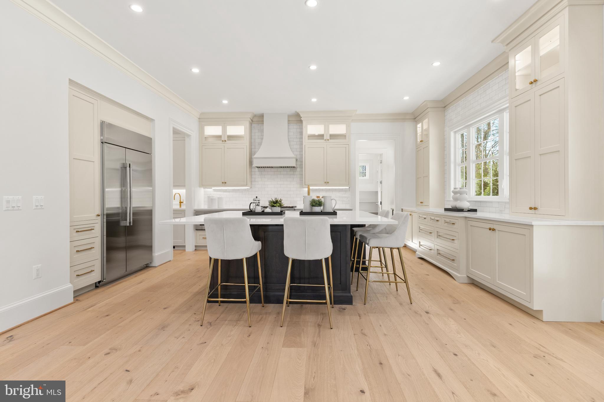 7722 Northdown Road Alexandria, VA 22308 - Photo 4 of 50