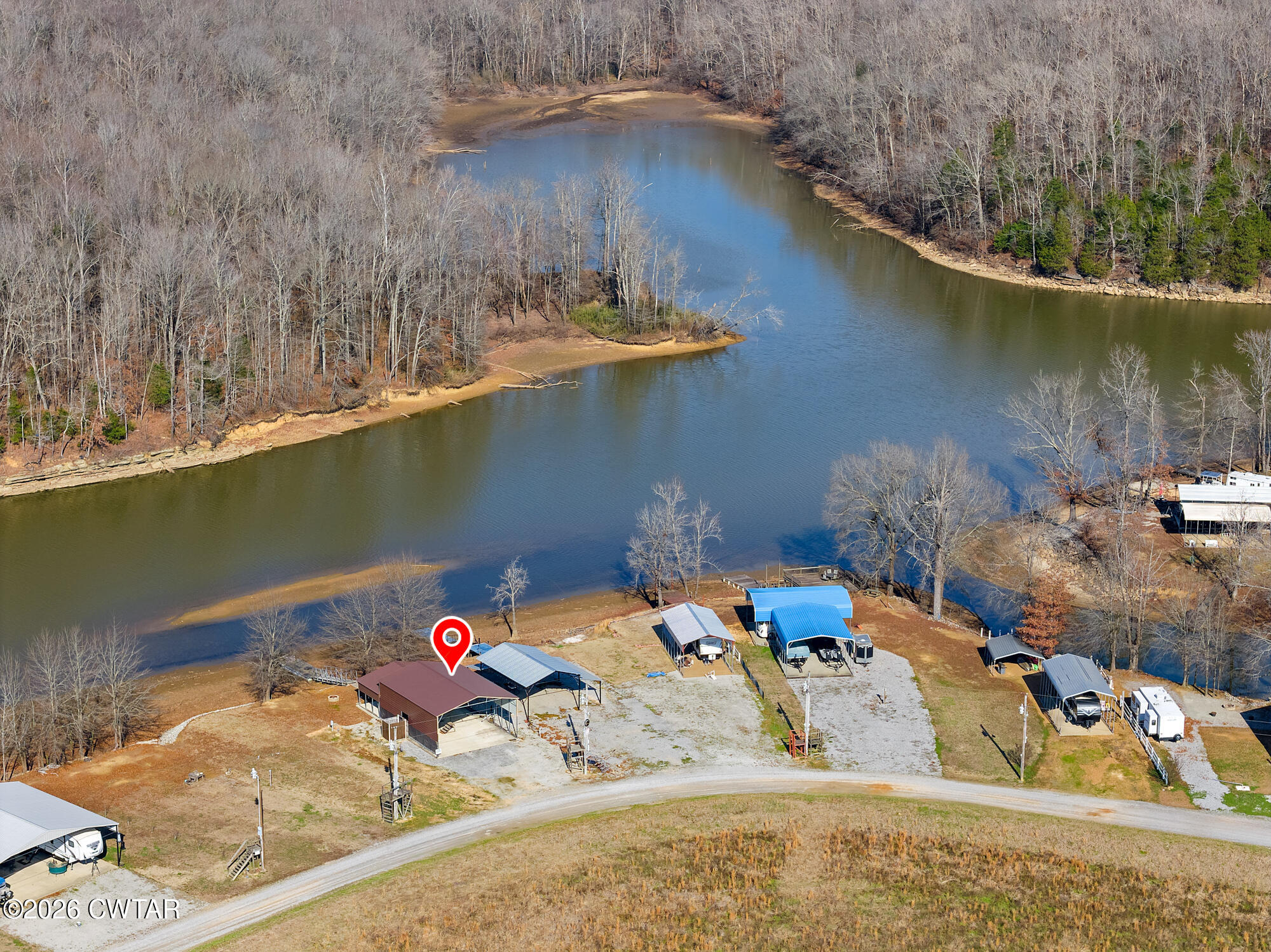 267 Dd Cove Decaturville, TN 38329 - Photo 18 of 60 a view of a outdoor space with lounge chair