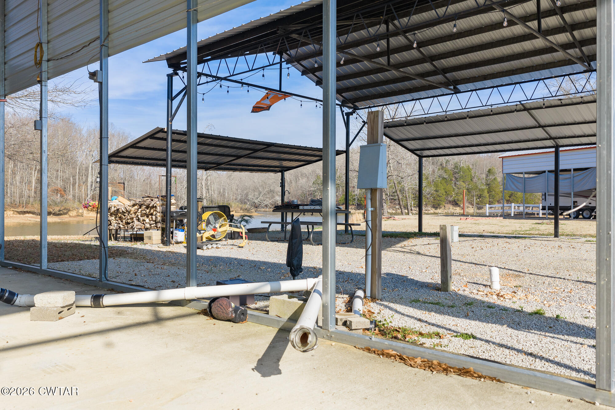 267 Dd Cove Decaturville, TN 38329 - Photo 2 of 60 a room with gym equipment