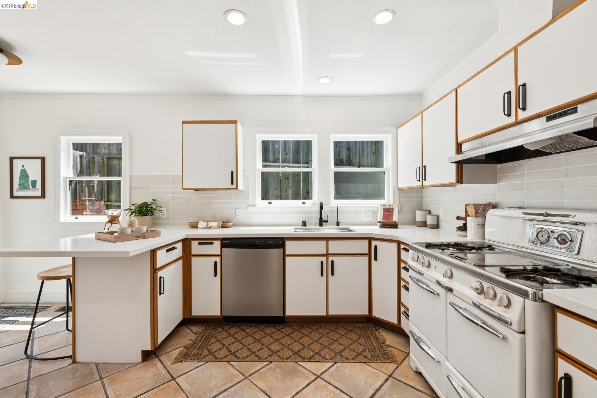 801 Keeler Avenue Berkeley, CA 94708 - Photo 25 of 63