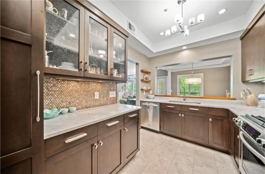 3636 Habersham Road Northwest, Unit 1103 Atlanta, GA 30305 - Photo 14 of 23