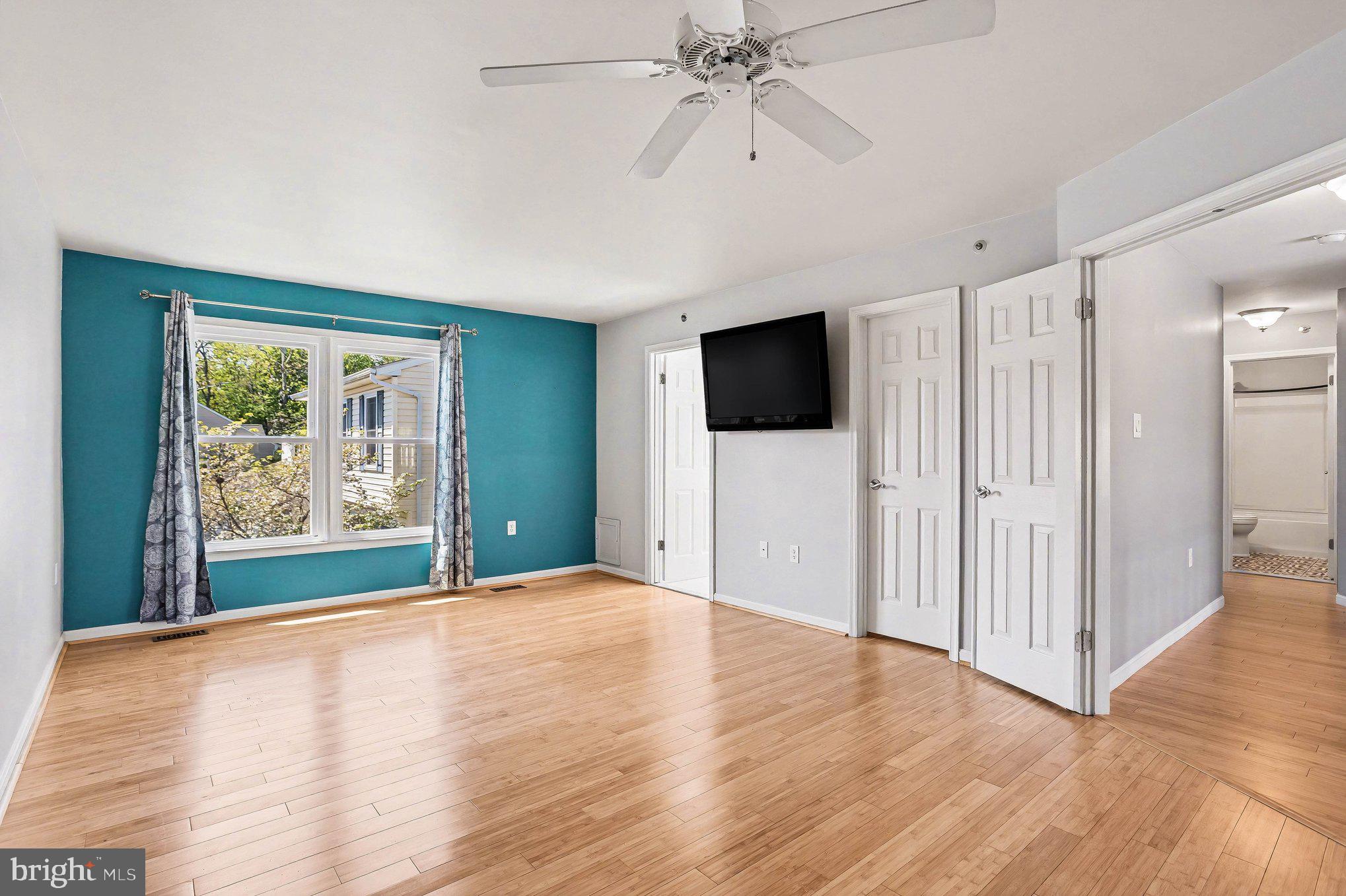 3 Perry Ridge Court Baltimore, MD 21237 - Photo 16 of 31 Bright and airy retreat with charm.