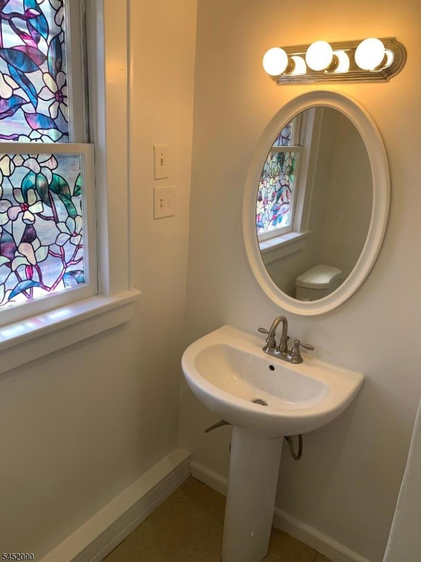 29 Boyden Parkway, Unit R2 Maplewood, NJ 07040 - Photo 12 of 15 Gallery Image 12