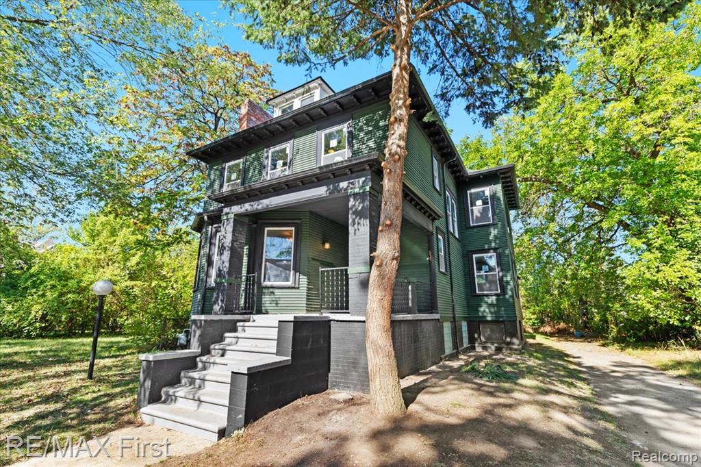 237 Alger Street Detroit, MI 48202 - Photo 3 of 54 Gallery Image 3