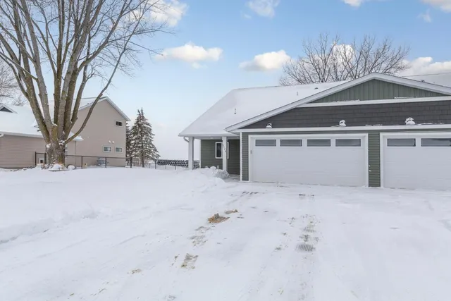$319,900 | 512 B 1st Avenue Southwest, Hayfield, MN 55940