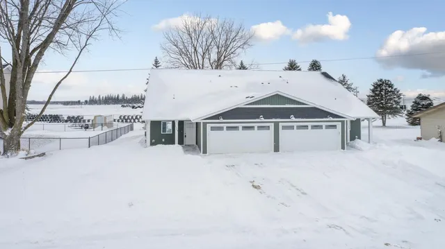 $319,900 | 512 B 1st Avenue Southwest, Hayfield, MN 55940