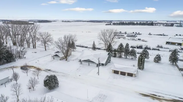 $319,900 | 512 B 1st Avenue Southwest, Hayfield, MN 55940