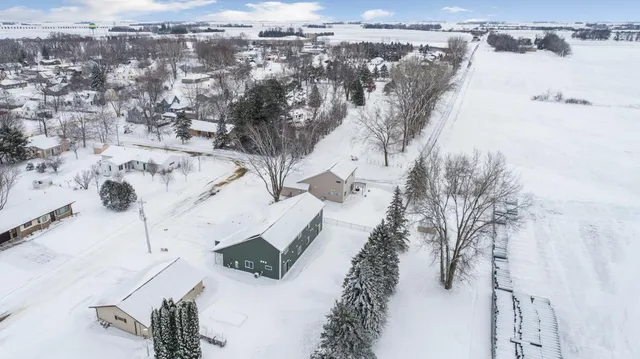 $319,900 | 512 B 1st Avenue Southwest, Hayfield, MN 55940