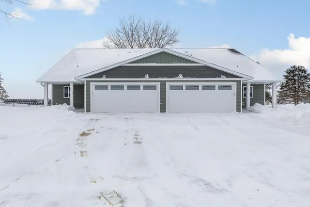 $319,900 | 512 B 1st Avenue Southwest, Hayfield, MN 55940