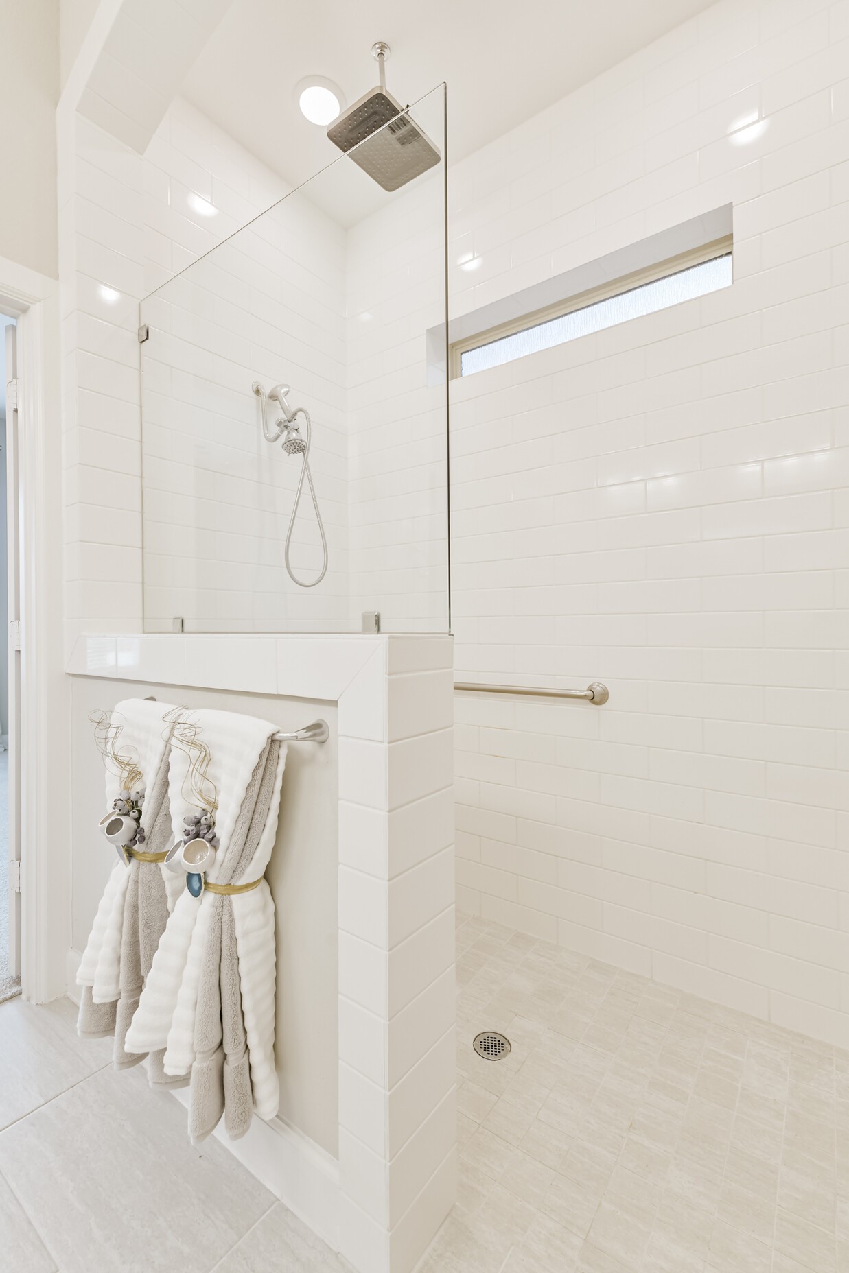 15611 Rising Wren Court Conroe, TX 77302 - Photo 34 of 38 a bathroom with a shower