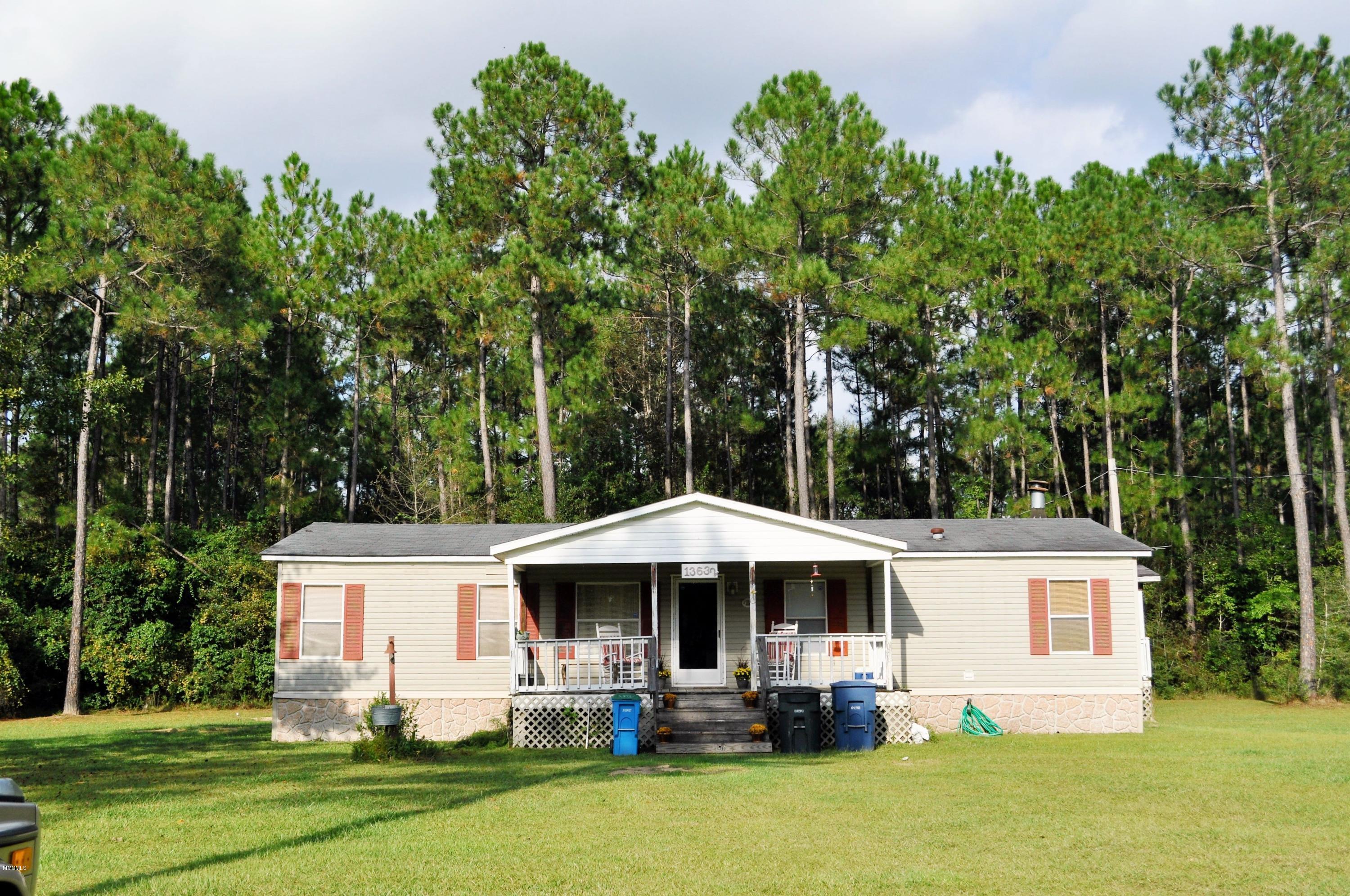 13632 Ridgeland Road Vancleave, MS 39565 - Photo 2 of 19 DSC_0024