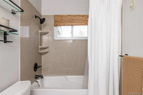 $3,000 | 10516 Pearl Street, Northglenn, CO 80233